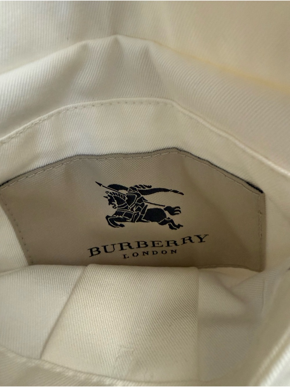 Burberry London Cream cotton canvas reversible Utility Vest with Plaid inside - Picture 13 of 13
